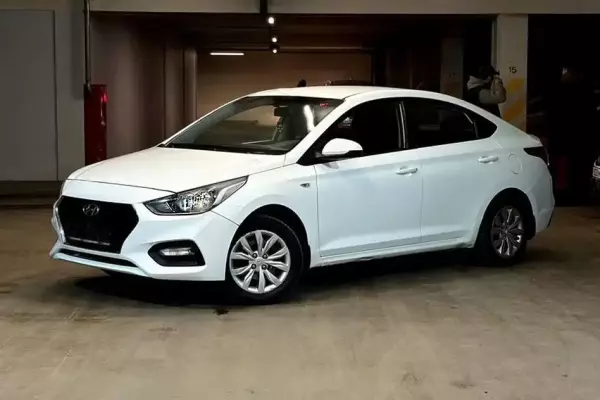 Hyundai Accent for rent in Gebele