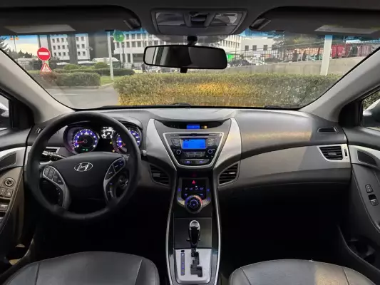 Hyundai Elantra for rent in Ganja