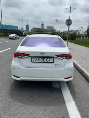 Toyota Corolla for rent in Yevlax