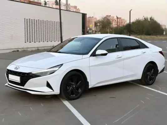 Hyundai Elantra for rent in Azerbaijan