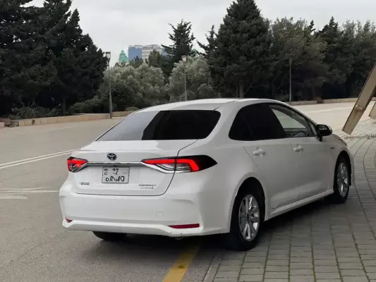 Toyota Corolla for rent in Quba