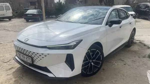 Changan UNI-V for rent in Azerbaijan