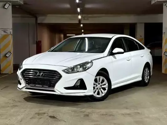Sumqayıt &uuml;zrə Hyundai Sonata arendası
