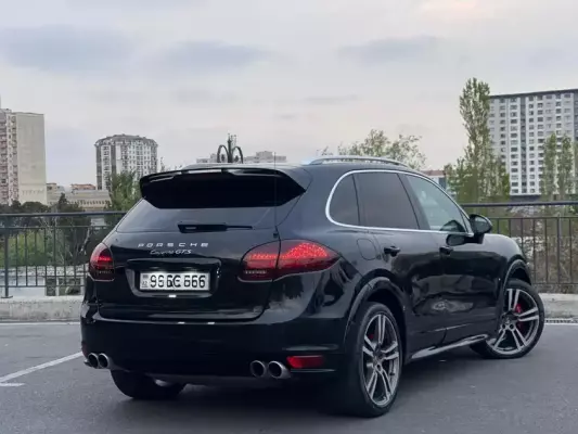 Porsche Cayenne for rent in Azerbaijan