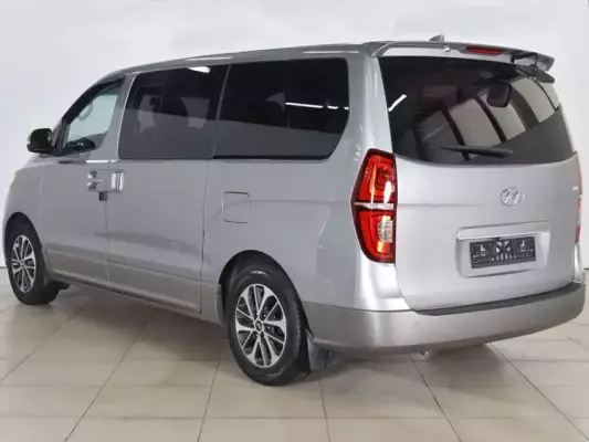 Hyundai H1 for rent in Ganja