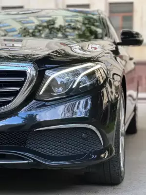 Mercedes E 220 for rent in Azerbaijan