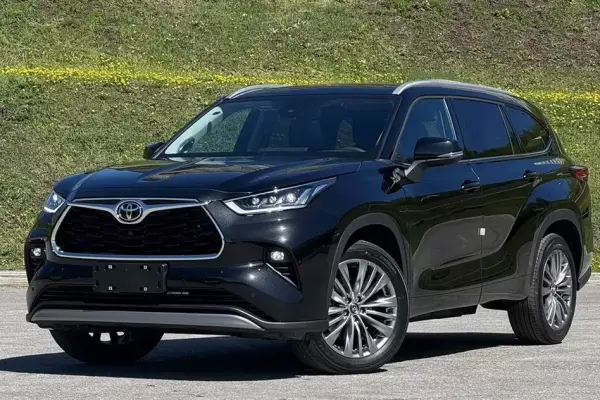 Toyota Highlander for rent in Azerbaijan