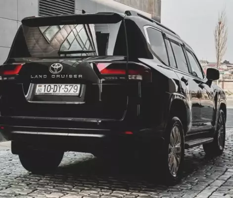 Toyota Land Cruiser 300 for rent in Azerbaijan