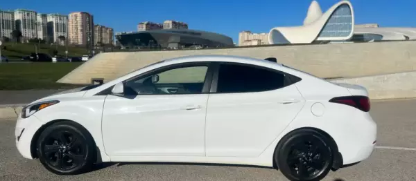 Hyundai Elantra for rent in Yevlax