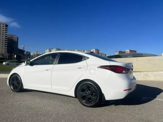 Hyundai Elantra for rent in Yevlax