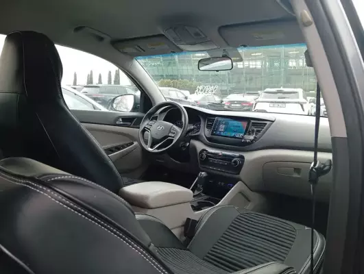 Hyundai Tucson for rent in Gebele