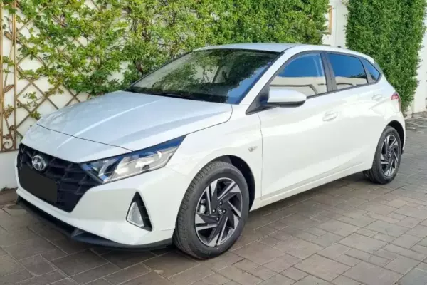 Hyundai i20 for rent in Sumqayit