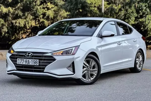 Hyundai Elantra for rent in Azerbaijan