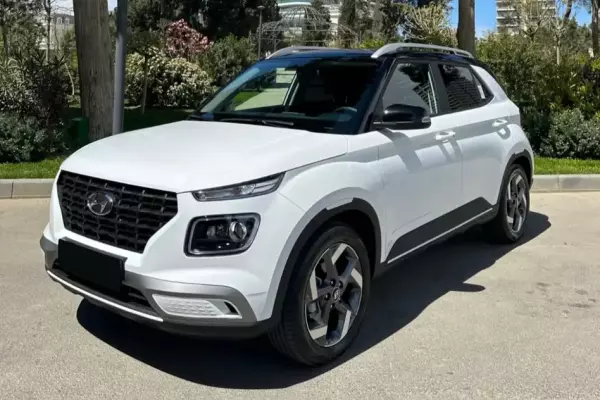 Hyundai Venue for rent in Azerbaijan