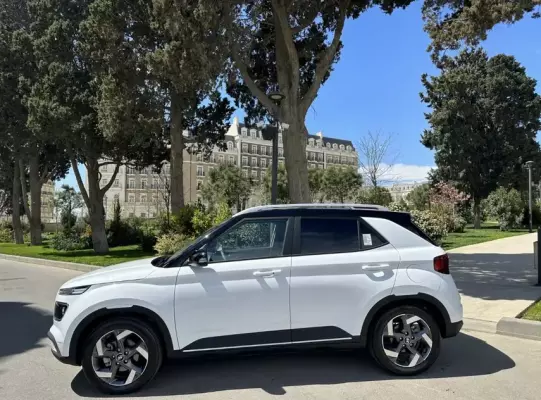 Hyundai Venue for rent in Azerbaijan