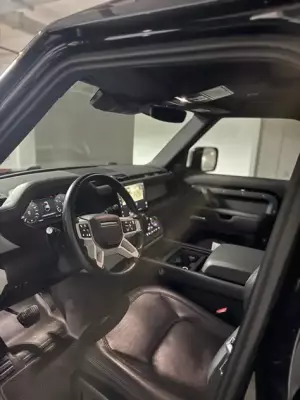 Land Rover Defender for rent in Sumqayit