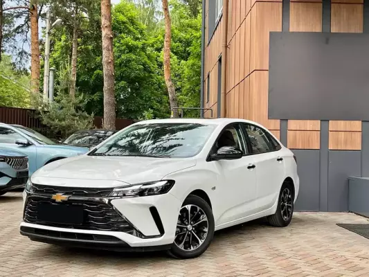Qəbələ &uuml;zrə Chevrolet Monza arendası