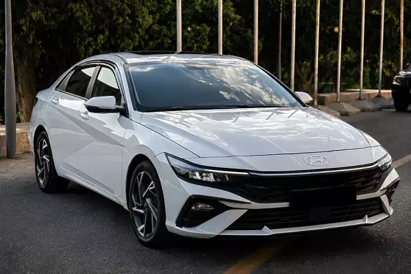 Hyundai Elantra for rent in Azerbaijan