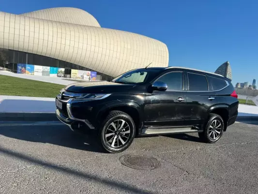 Mitsubishi Pajero Sport for rent in Quba