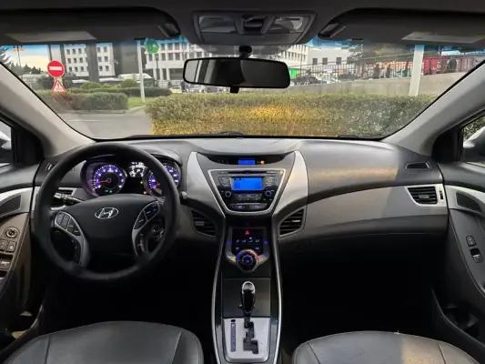 Hyundai Elantra for rent in Ganja