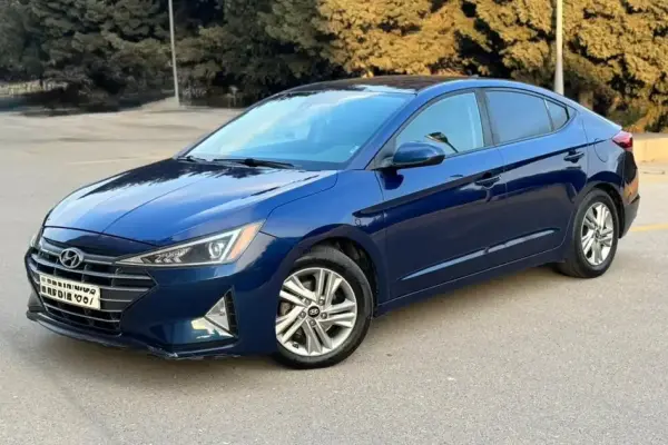 Hyundai Elantra for rent in Azerbaijan