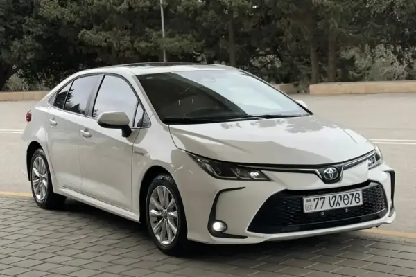 Toyota Corolla for rent in Quba