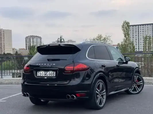 Porsche Cayenne for rent in Azerbaijan