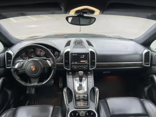 Porsche Cayenne for rent in Azerbaijan